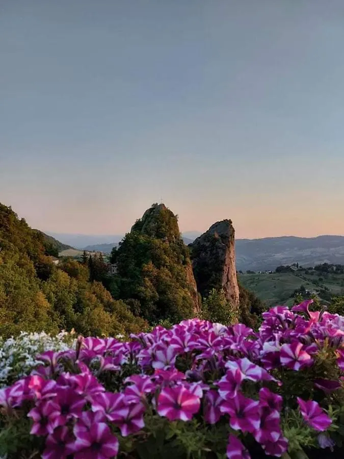 Casa Del Viandante Borgo Dei Sassi Di Roccamalatina Hostel Guiglia 0*,  Ιταλία